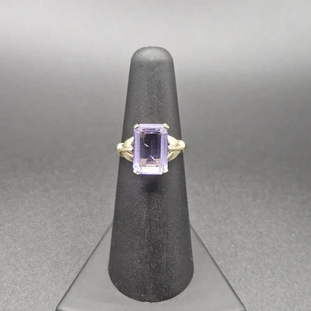 10K Yellow Gold Purple Emerald Cut Gemstone Ring Size 5 3.41g Vintage